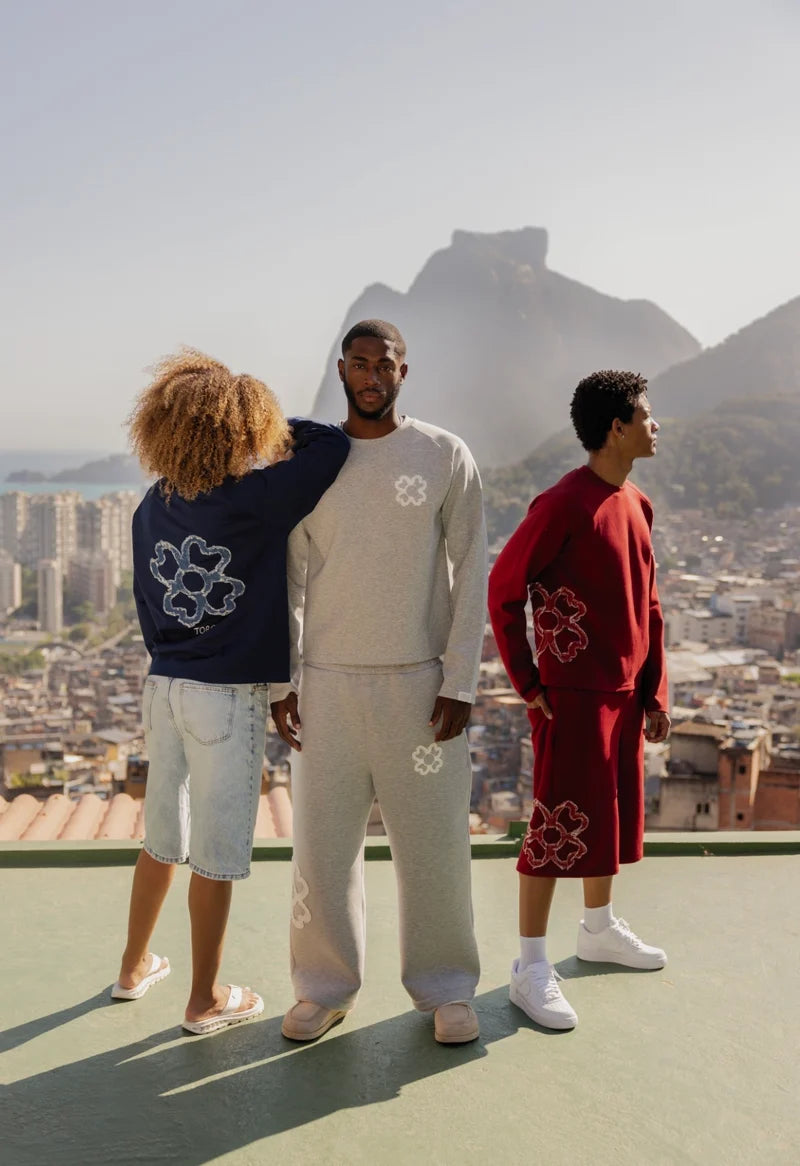 Longsleeves TOROM au trèfle brodé, bleu nuit, gris et bordeaux